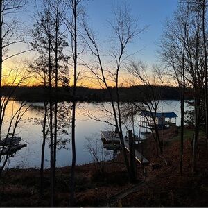 Meet your Posher, Aseia